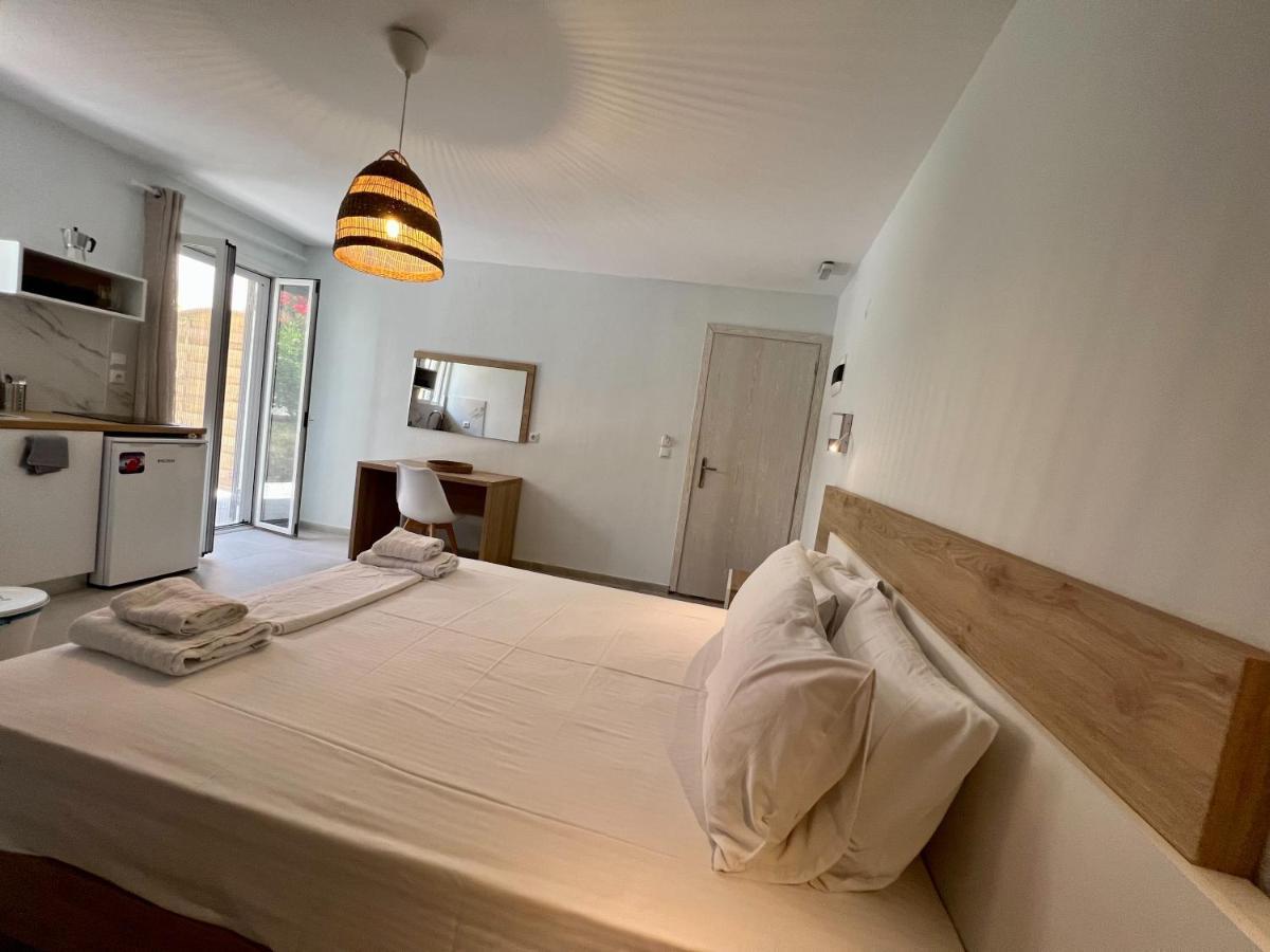Issos Residence Agios Georgios  Ngoại thất bức ảnh